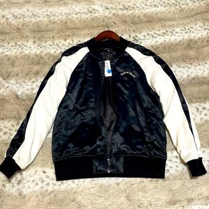 Kendall & Kylie Jacket. Size Small.